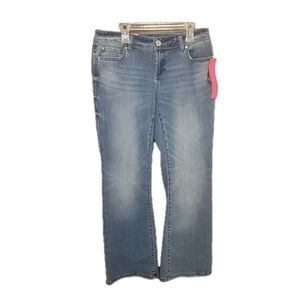 INC International Concepts Curvy Fit Boot Cut Jeans Size 4 Short Low Rise Casual